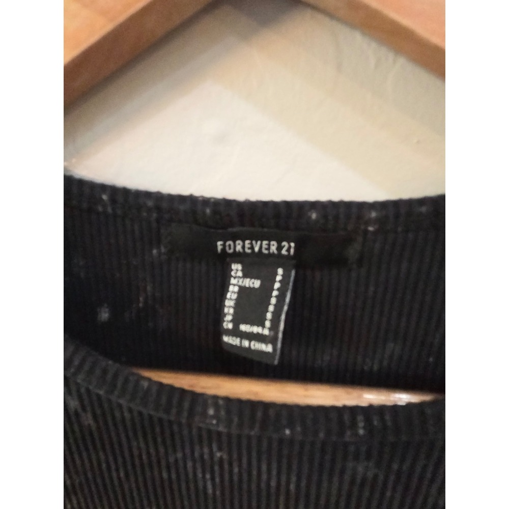 Forever 21 Black Acid Wash Ribbed Short Sleeve Baby Tee Small Crew Neck Top - Picture 3 of 4
